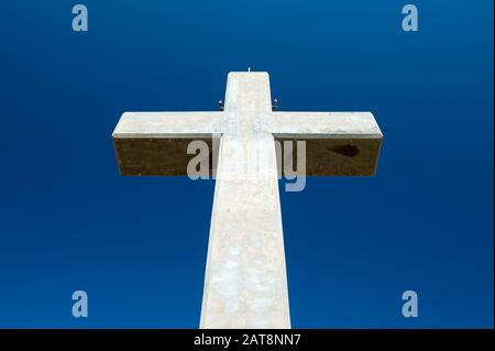 Croix Géante Près Du Monastère De Filerimos, Ialysos, Rhodes, Grèce Banque D'Images