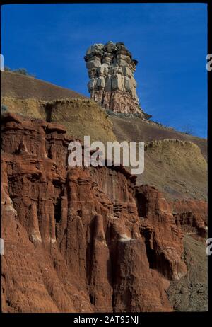La formation rocheuse Lighthouse dans le parc d'État de Palo Duro Canyon dans le Texas Panhandle près d'Amarillo. ©Bob Daemmrich Banque D'Images
