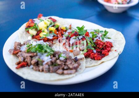 Tacos traditionnels 'el pasteur' à Cancun, Mexique Banque D'Images