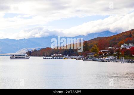 Bateau à visiter au lac Chuzenji, Nikko, Japon Banque D'Images