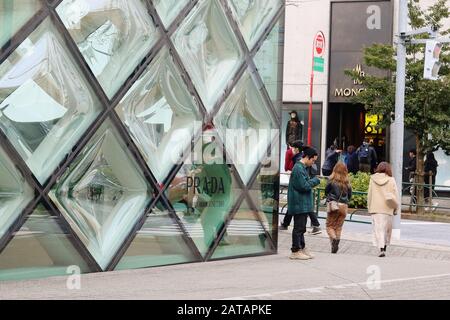 Vue sur le magasin Dolce et Gabbana à Omotesando. Banque D'Images