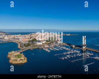 Vue aérienne de La Coruna et château de San Anton en Galice Banque D'Images