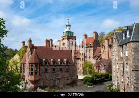 Scènes de Dean Village à Édimbourg. Photographie de voyage/paysage urbain d'Édimbourg par Pep Masip. Banque D'Images