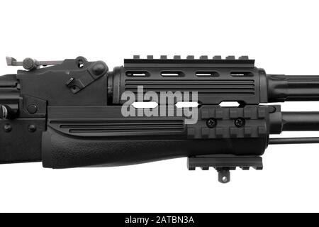 La carbine soviétique dans le corps moderne isoler sur un fond blanc. Carbine automatique réglée de l'URSS. Armes pour le sport et l'autodéfense. Banque D'Images