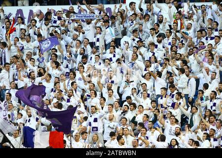 Madrid, Espagne. 01 février 2020. Madrid, Espagne; 01/02/2020.- Football Football de la Ligue espagnol match 22, 2019-2020 Real Madrid contre Atletico de Madrid tenu au stade Santiago Bernabeu, à Madrid. Score final 1-0 Real Madrid gagnant, Benema score objectif. Crédit: Juan Carlos Rojas/Picture Alliance | Usage Dans Le Monde/Dpa/Alay Live News Banque D'Images