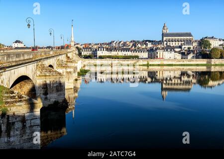 Vieille ville de Blois dans la vallée de la Loire, France