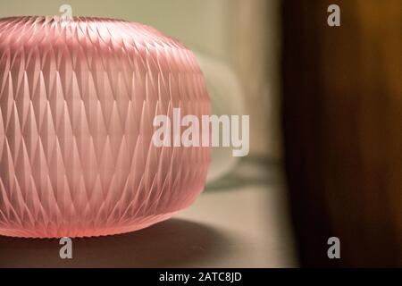 Vases sur un bureau d'un grand angle tridimensionnel, vases sur une table avec une grande texture, meilleur arrière-plan d'un vase Banque D'Images