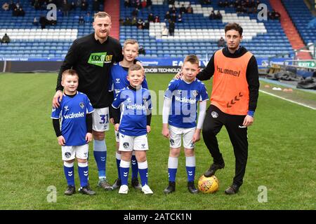 Oldham, Royaume-Uni. 01 février 2020. Oldham, ANGLETERRE - 1 FÉVRIER Mascottes avant le match de la Sky Bet League 2 entre Oldham Athletic et Bradford City à Boundary Park, Oldham le samedi 1 février 2020. (Crédit: Eddie Garvey | MI News) la photographie ne peut être utilisée qu'à des fins de rédaction de journaux et/ou de magazines, licence requise à des fins commerciales crédit: Mi News & Sport /Alay Live News Banque D'Images