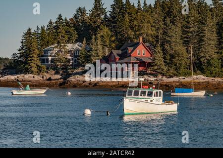 Le port de Cinq îles sur l'île de Georgetown, dans le Maine Banque D'Images