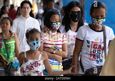 Cebu City, Philippines. 2 février 2020. Concept image.les Philippines enregistrent la première mort de Coronavirus en dehors de la Chine. La victime un homme de 44 ans résidant à Wuhan, en Chine, est décédé samedi dans un hôpital de Manille. Crédit: Imagegrose2/Alay Live News Banque D'Images