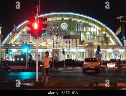 Pic montre: Stock de Thaïlande . Photo De La Gare De Hua Lamphong Par Gavin Rodgers/ Pixel8000 Banque D'Images