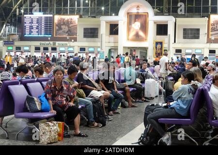 Pic montre: Stock de Thaïlande . Photo De La Gare De Hua Lamphong Par Gavin Rodgers/ Pixel8000 Banque D'Images