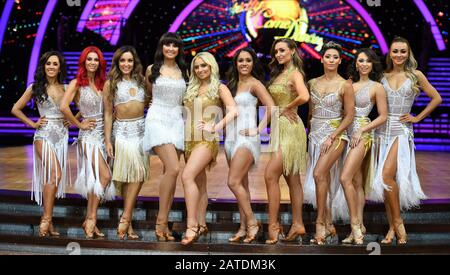 Les Filles Du Circuit De Danse En Direct Strictement À Venir Photocall À Arena Birmingham, Birmingham. Banque D'Images