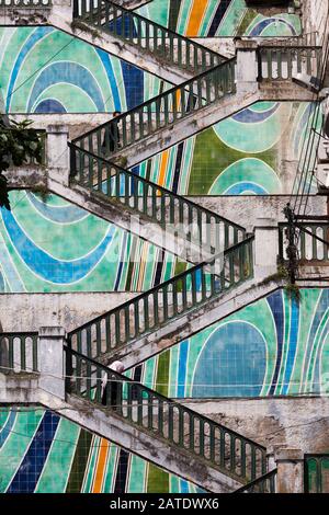 L'émerveiller des escaliers monte jusqu'à la casbah d'Alger, Algérie Banque D'Images