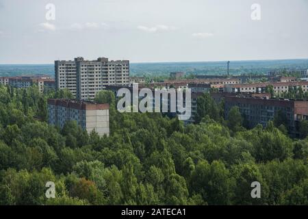 Place centrale dans la ville abandonnée de Pripyat dans la zone d'exclusion de Tchernobyl, en Ukraine Banque D'Images