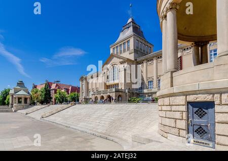 Szczecin, Province De Pomeranian Ouest, Pologne. Waly Chrobrego - Hakenterrasse (Terrasse De Haten), Le Bâtiment Principal Du Musée National. Banque D'Images