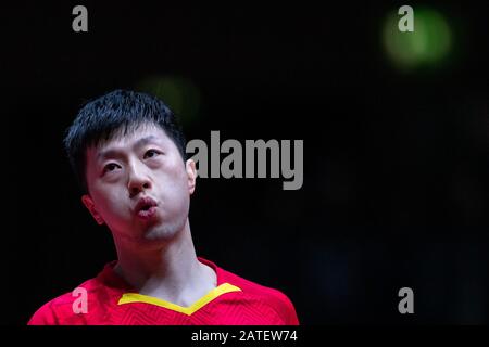 Magdeburg, Allemagne. 02 février 2020. Tennis de table: Allemand Open, hommes, célibataires, final, Xu (Chine) - Ma (Chine). Ma respiration longue. Crédit: Swen Pförtner/Dpa/Alay Live News Banque D'Images