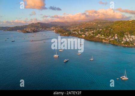 Vue Aérienne De St. George’S, Grenade, Mer Des Caraïbes Banque D'Images