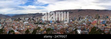 Panorama de la ville de la Paz Bolivie depuis le point de vue de Killi Killi. Vue magnifique Banque D'Images