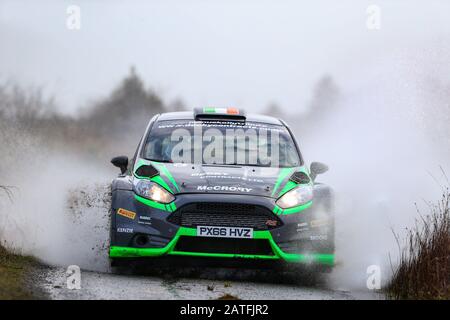 Galway, Galway, Irlande. 2 février 2020. Championnat irlandais de rallye tarmac, rallye international Galway; Declan McClory et Stephen O'Hanlon (Ford Fiesta WRC) revendiquent la 8ème place crédit global: Action plus Sports/Alay Live News Banque D'Images