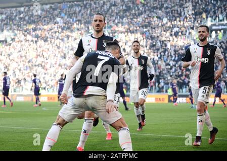 Cristiano Ronaldo célèbre pendant Juventus vs Fiorentina Banque D'Images