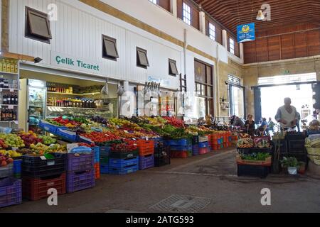Obst Und Gemüse - Bandabulya Städtischer Markt, Nord-Nokosia, Türkische Republik Nordzypern Banque D'Images