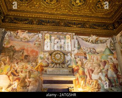 Fresques murales, par Francesco Salviati, à la salle d'audience, Palazzo Vecchio, Florence Banque D'Images