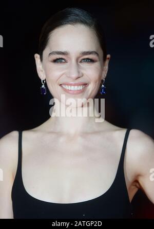 Londres, Royaume-Uni. 02 février 2020. L'actrice britannique Emilia Clarke assiste au tapis rouge des British Academy Film Awards au Royal Albert Hall de Londres le 2 février 2020. Photo de Rune Hellestad/UPI crédit: UPI/Alay Live News Banque D'Images
