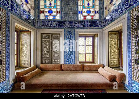 Istanbul - JAN 01 : intérieur du palais de Topkapi et vitraux à Istanbul le 1er janvier. 2020 en Turquie Banque D'Images