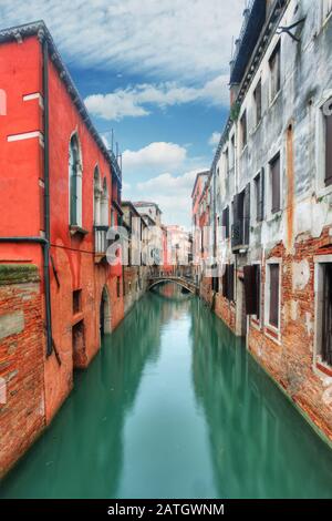 Canal à Venise, Italie à la journée Banque D'Images