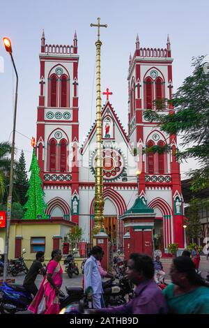 La Cathédrale Du Sacré-Cœur À Pondichéry. D'une série de photos de voyage en Inde du Sud. Date De La Photo: Mercredi 8 Janvier 2020. Photo: Roger Garfiel Banque D'Images