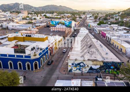 Vista aerea de la fachada del bar Club Obregon en el centro histórico y  Calle Obregon en Hermosillo, Sonora. Hermosillo, Sonora. Ciudad, paisaje de  ciudad. (Photo: Luis Gutierrez /  Photo Stock -