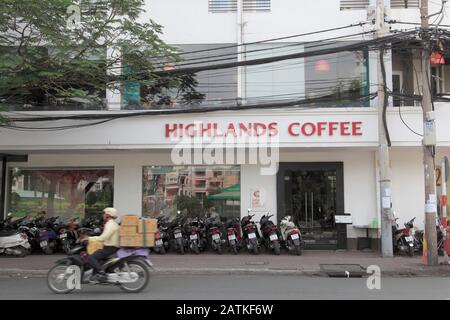 Highlands Coffee, Pham Ngu Lao, Backpacker District, Ho Chi Minh Ville, Saigon, Vietnam, Asie Du Sud-Est, Asie Banque D'Images