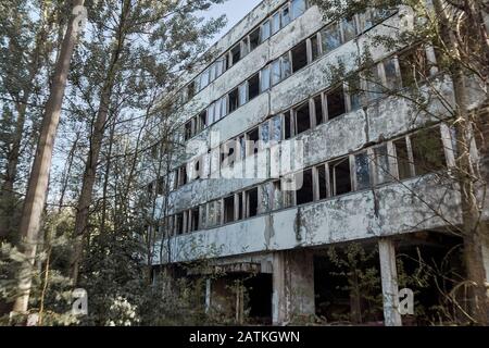 Abandon de la construction en hauteur dans la zone d'exclusion de Tchernobyl Pripyat Ukraine Banque D'Images