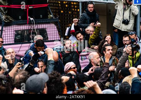 Marseille, France - 25 janvier 2020: Manifestants lors d'une "arche de la froide" (la marche de la colère) concernant les questions de logement Banque D'Images