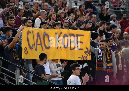 Virtus Roma, qui voit OriOra Pistoia passer 80-81 après le panier 2" de la fin de Johnson, sort vaincu une fois de plus sur la sirène. Match joué à la mémoire de Kobe Bryant, célébré par les deux équipes avec un maillot porté pendant l'échauffement. (Photo De Domenico Cippitelli/Pacific Press) Banque D'Images