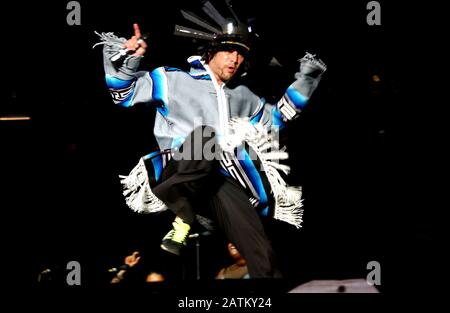 Londres. Jay Kay de Jamiroquai en spectacle au Volvic Lovebner Weekender à Victoria Park, est de Londres. 23 Juillet 2006 Crédit: Landmark Media / Mediapunch Banque D'Images