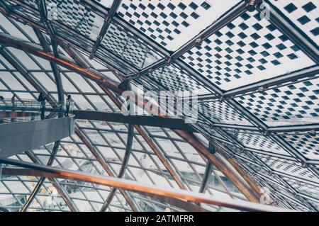 Nur-Sultan, Kazakhstan, 02 janvier 2020: Détails de l'intérieur et de la construction du centre d'exposition Astana Banque D'Images