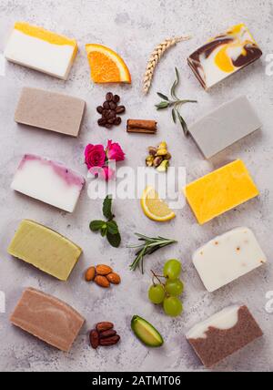Collection de savon et de composants faits à la main Banque D'Images