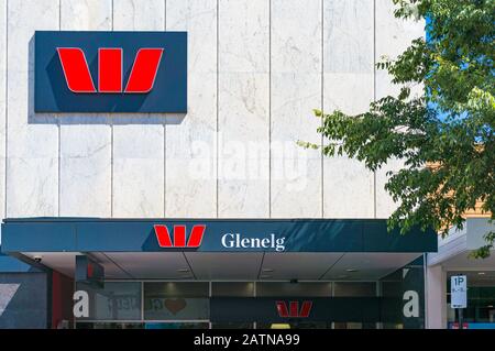 Glenelg, Australie - 13 Novembre 2017 : Banque Westpac À Glenelg, Australie Méridionale Banque D'Images