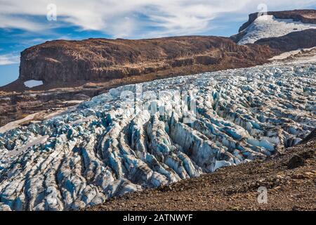 Crevasses Au Glacier De Castano Overa Près De Refugio Otto Meiling, Massif Du Monte Tronador, Montagnes Des Andes, Parc National De Nahuel Huapi, Patagonia, Argentine Banque D'Images