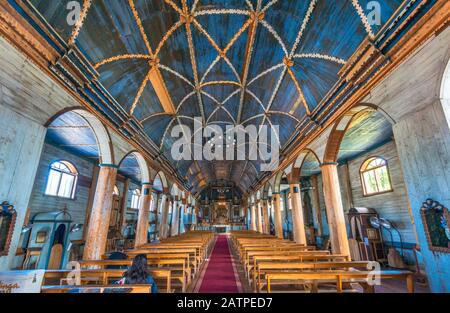 Plafond à Iglesia Santa Maria de Loreto, église en bois, 1740, à Achao à Isla Quinchao, archipel des enfants, région de Los Lagos, Patagonie, Chili Banque D'Images