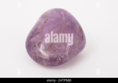 Une améthyste violette pierre de guérison Banque D'Images