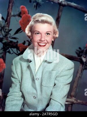 Doris DAY (1922-2019) actrice américaine de cinéma, chanteuse et militante pour le bien-être des animaux vers 1951 Banque D'Images