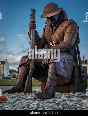 Tommy World War One Soldier Sculpture - Eleven 'O' One À Seaham, Comté De Durham Banque D'Images