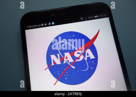Logo de la NASA sur le smartphone Banque D'Images