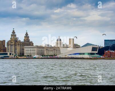 Le Skyline Du Bord De Mer De Liverpool Banque D'Images