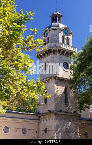 Tour de l'horloge à Varna. Ville en Bulgarie à la mer Noire. Banque D'Images