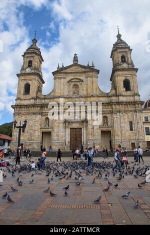 La Cathédrale Néoclassique Primatial (Catedral Primada) De La Plaza Bolivar, Bogota, Colombie Banque D'Images