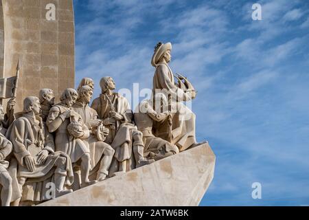 Lisbonne, Portugal - 17 janvier 2020: Vue rapprochée des Padrão dos Descobrimentos (Monument des découvertes) dans la région de Belem Banque D'Images